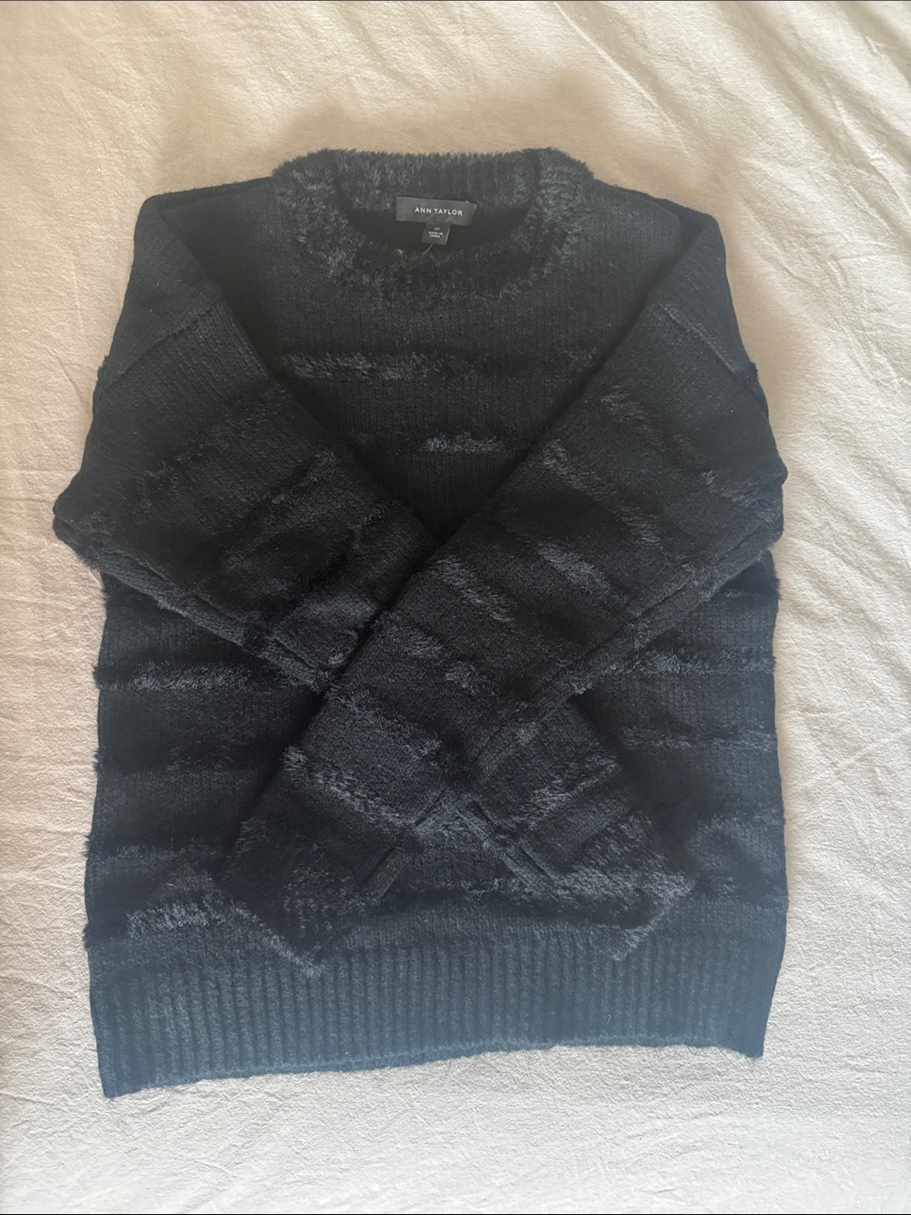 Ann Taylor Women’s Black Textured Crewneck Sweater - Subtle Stripe Detail. NEW